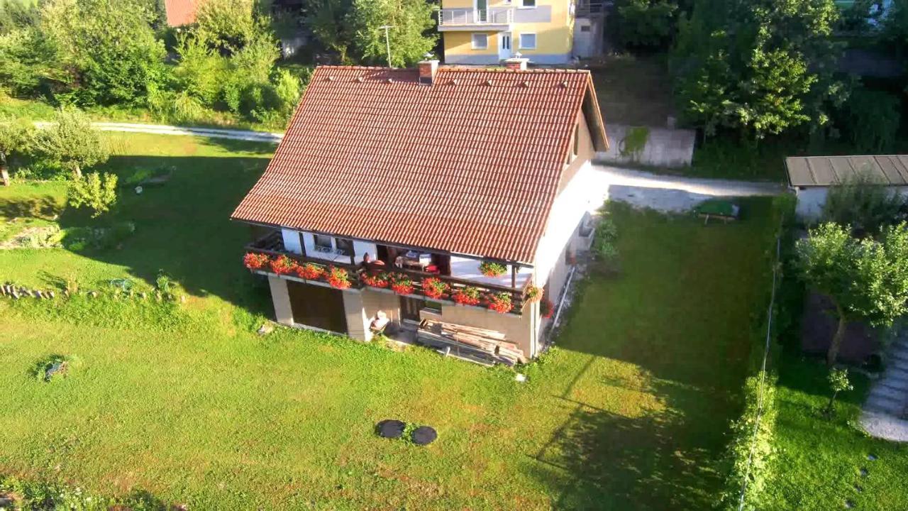 B&B Cerne Polhov Gradec Bagian luar foto